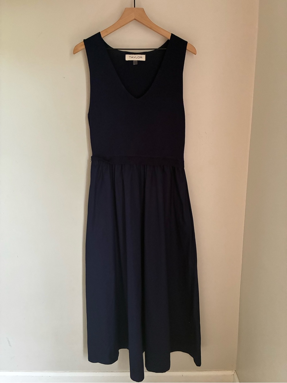 Taylor Navy Blue Sleeveless Maxi Dress Event Dress Size